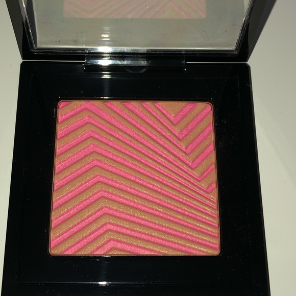 Brand new in box MAC Cosmetics Optical Bronzer - Picture 2 of 5